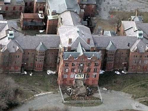 Abandoned insane asylum --- WWW.XYDEXX.COM