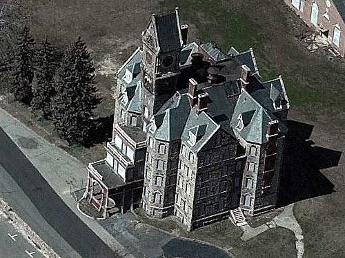 Abandoned insane asylum --- WWW.XYDEXX.COM